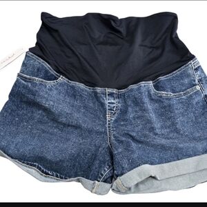 NWT Ingrid & Isabel Midi Short Classic Blue Jean Maternity Shorts ( Size :16)